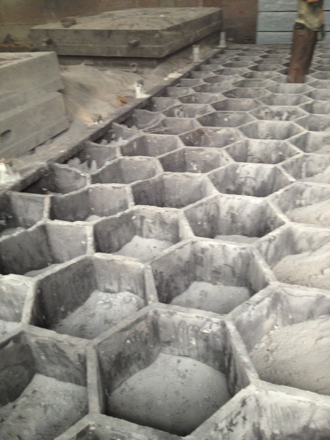 鑄鐵檢驗(yàn)平臺(tái)缺陷檢查